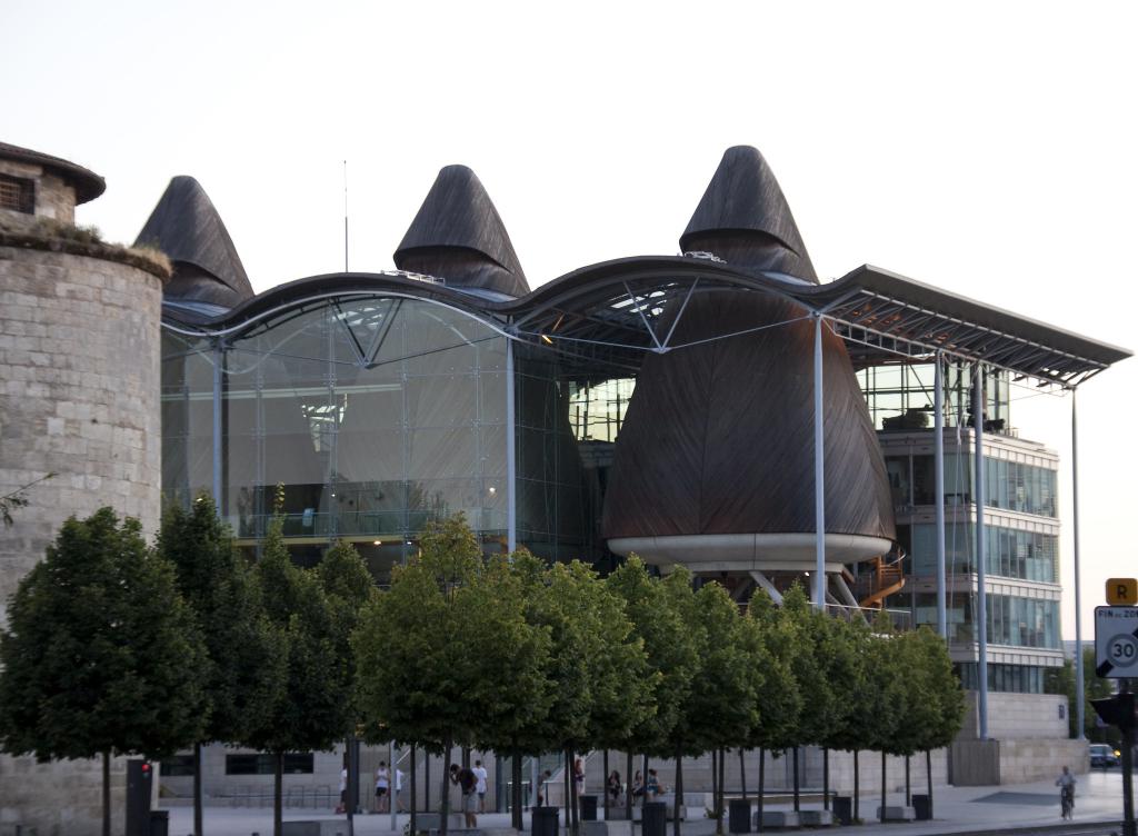 Bordeaux : le tribunal ordonne l’expulsion des caravanes installées illégalement sur la piste de Labarde
