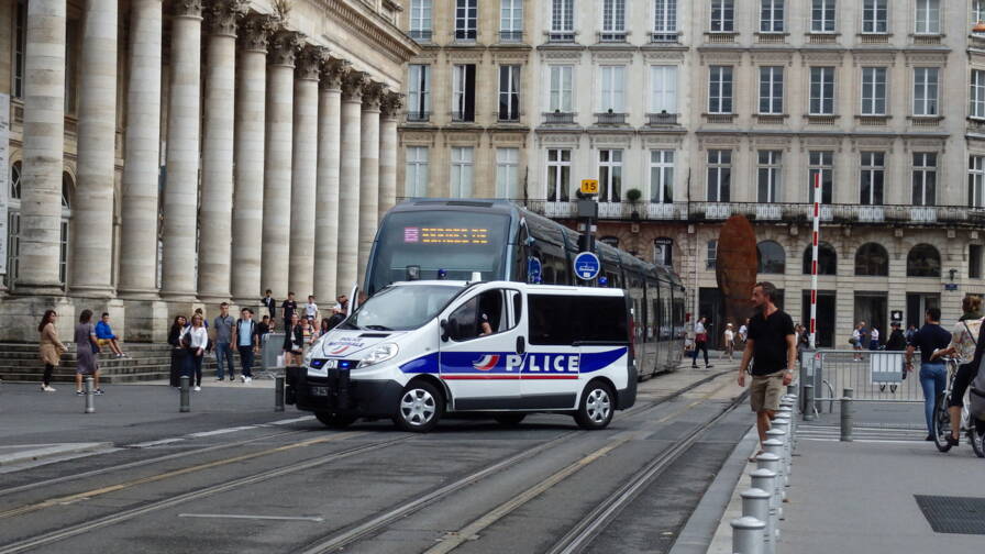 Bordeaux : les commerçants à bout face à la banalisation du trafic de drogue