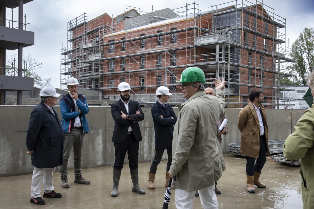 Bruges redessine son entrée de ville avec un îlot multifonction