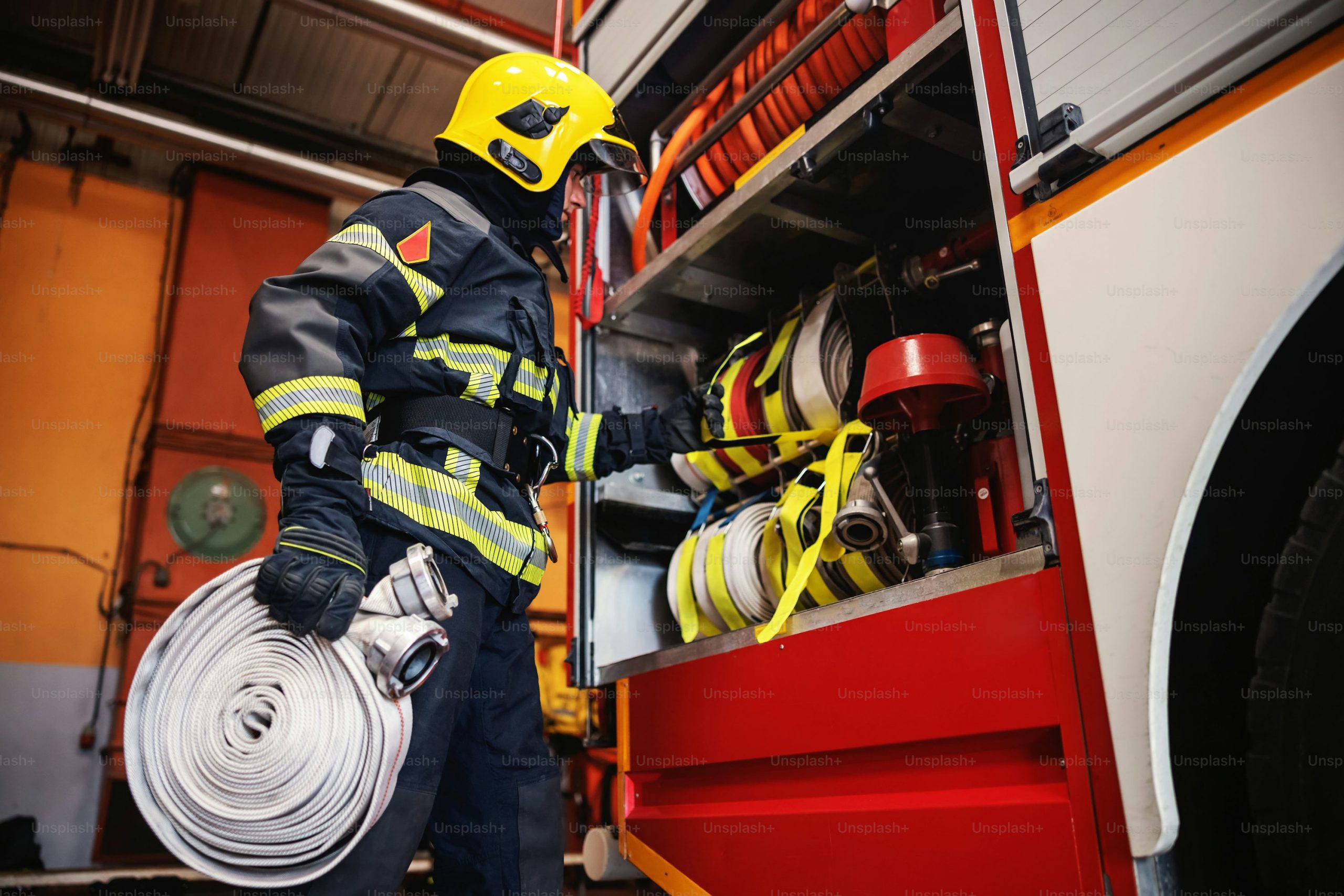 Bordeaux : un mort dans l’incendie d’un appartement, la police cherche l’origine du feu