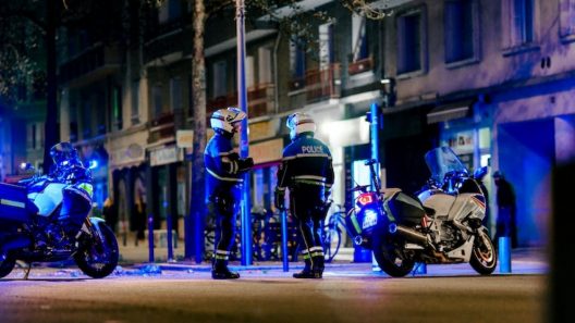 Fusillade à l’arme automatique à Nice : deux morts et plusieurs blessés après des tirs aux Moulins