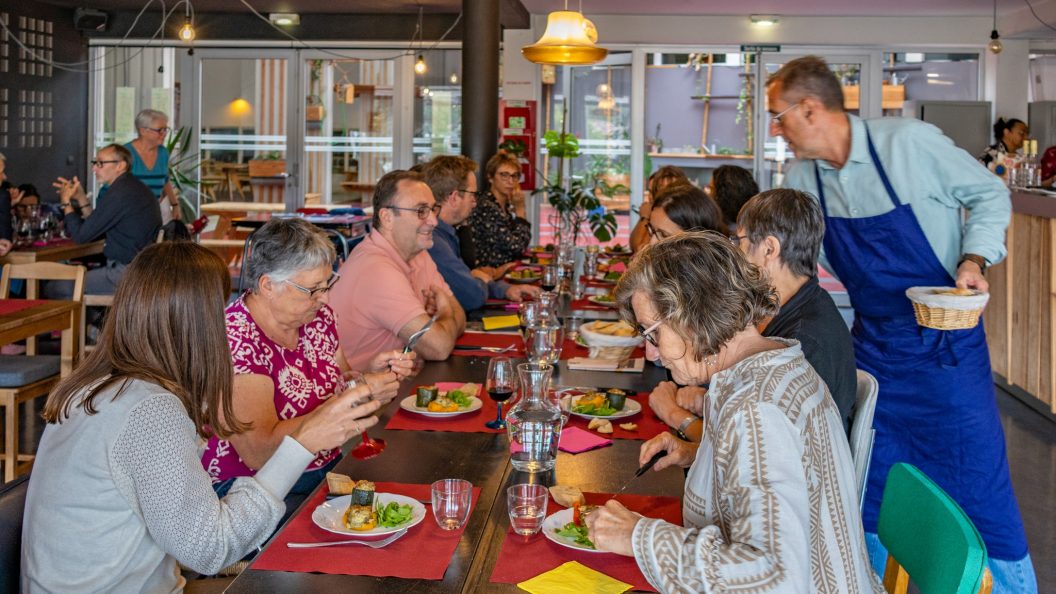 Repas solidaires à Saint-Médard : découvrez Les Saveurs des Jalles