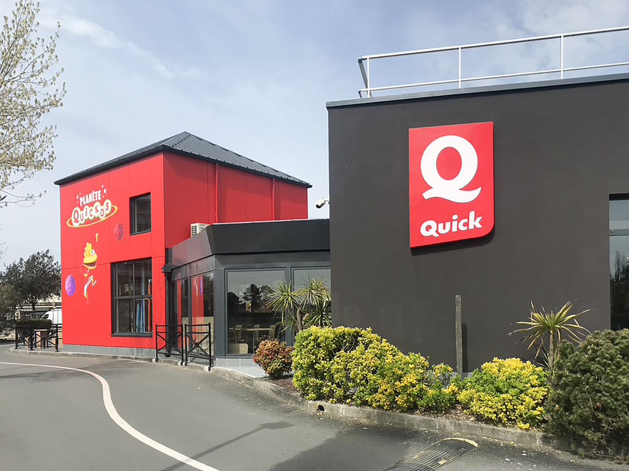 Crise sociale au Quick Mérignac : le personnel en grève face à la nouvelle direction
