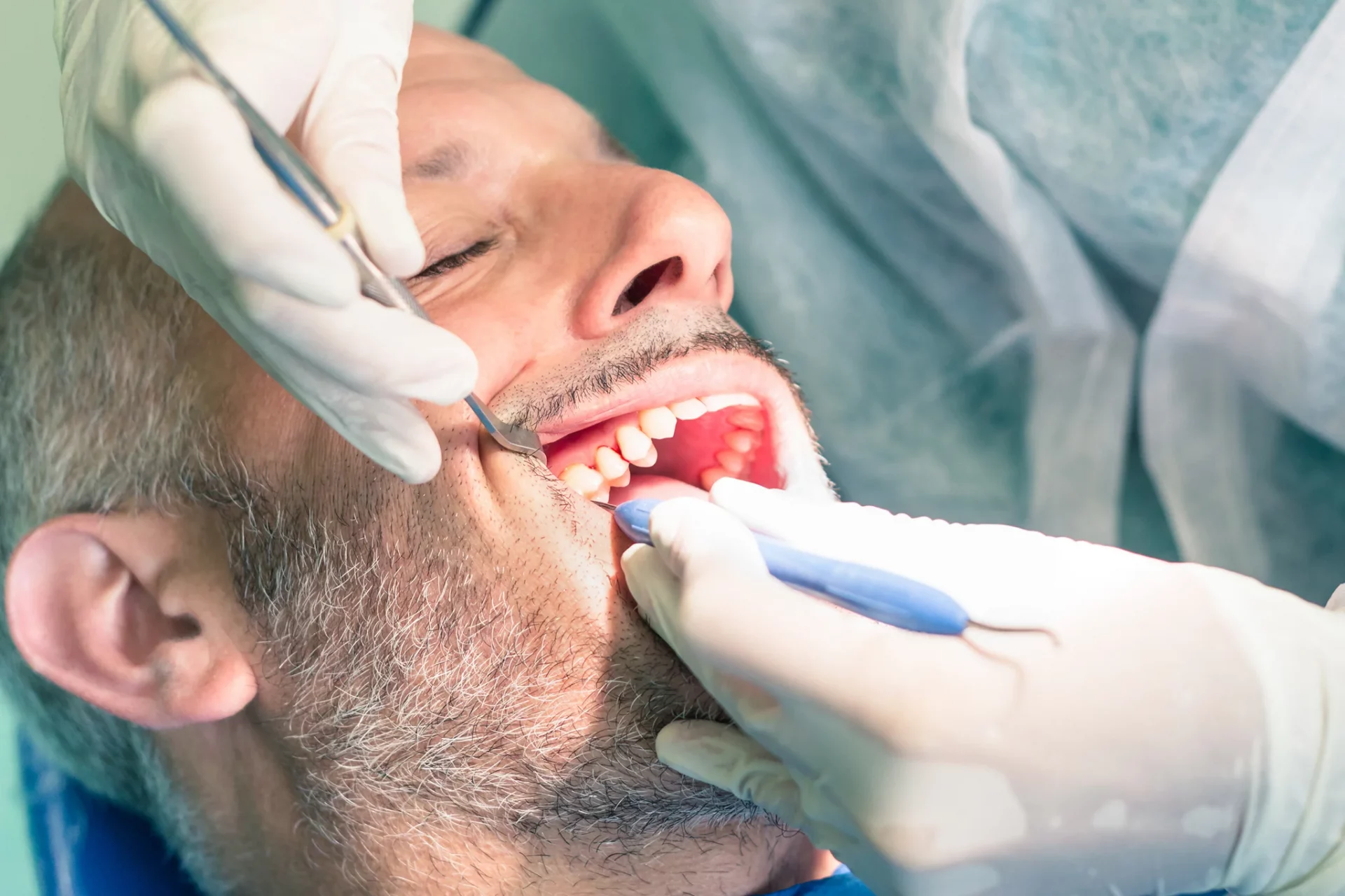 Homicide involontaire présumé : la défense du dentiste Stuart Molloy déboutée