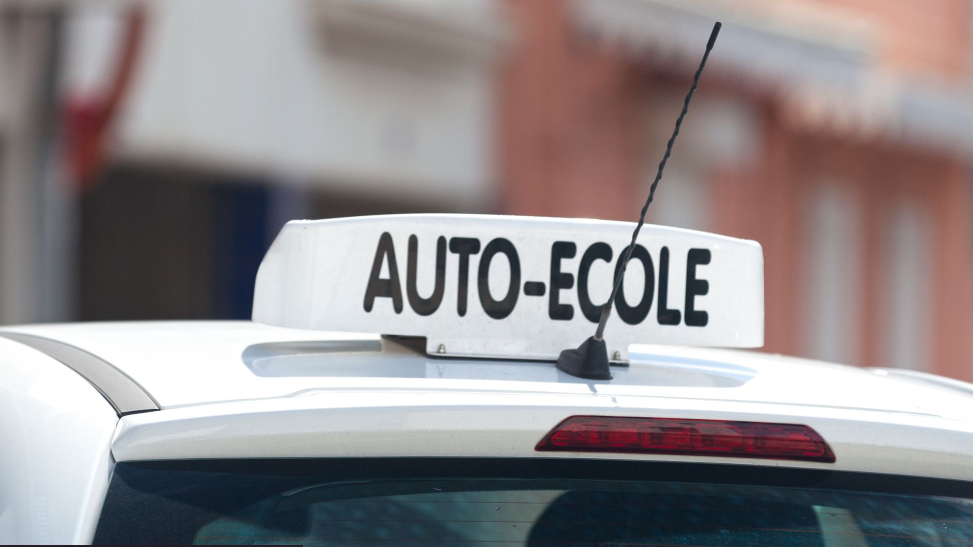 Les auto-écoles de Bordeaux réclament des renforts d’examinateurs